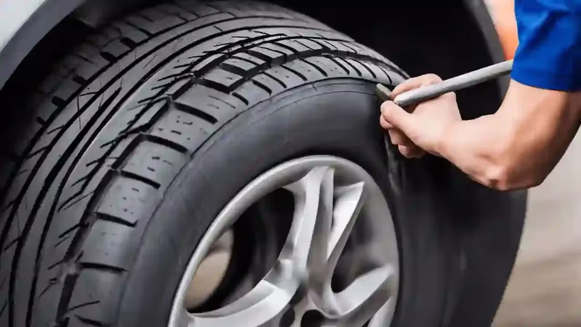 Rolling in Savings: A Complete Guide to Understanding Tire Replacement Costs